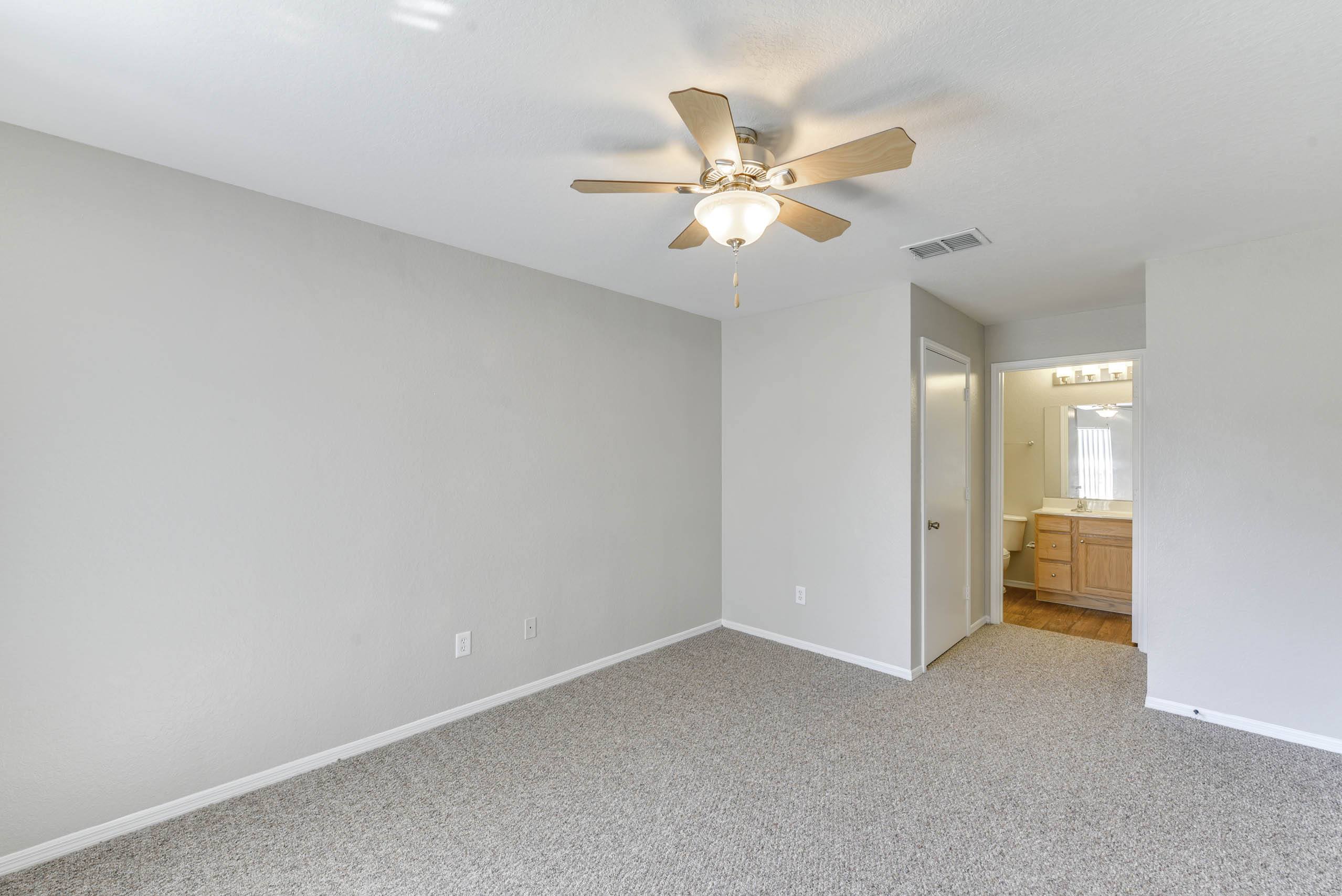 Room with ceiling fan