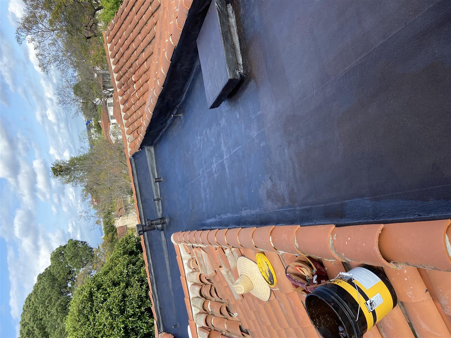 ROOF PROS Inc provides flat roof membrane system services to ensure durable, weather-resistant protection for commercial and residential buildings. Our team is experienced in installing flat roof membranes that offer long-term performance and reliability. We focus on delivering seamless roofing solutions that prevent leaks and enhance the efficiency of your property. Trust us for flat roof membrane systems designed to last.