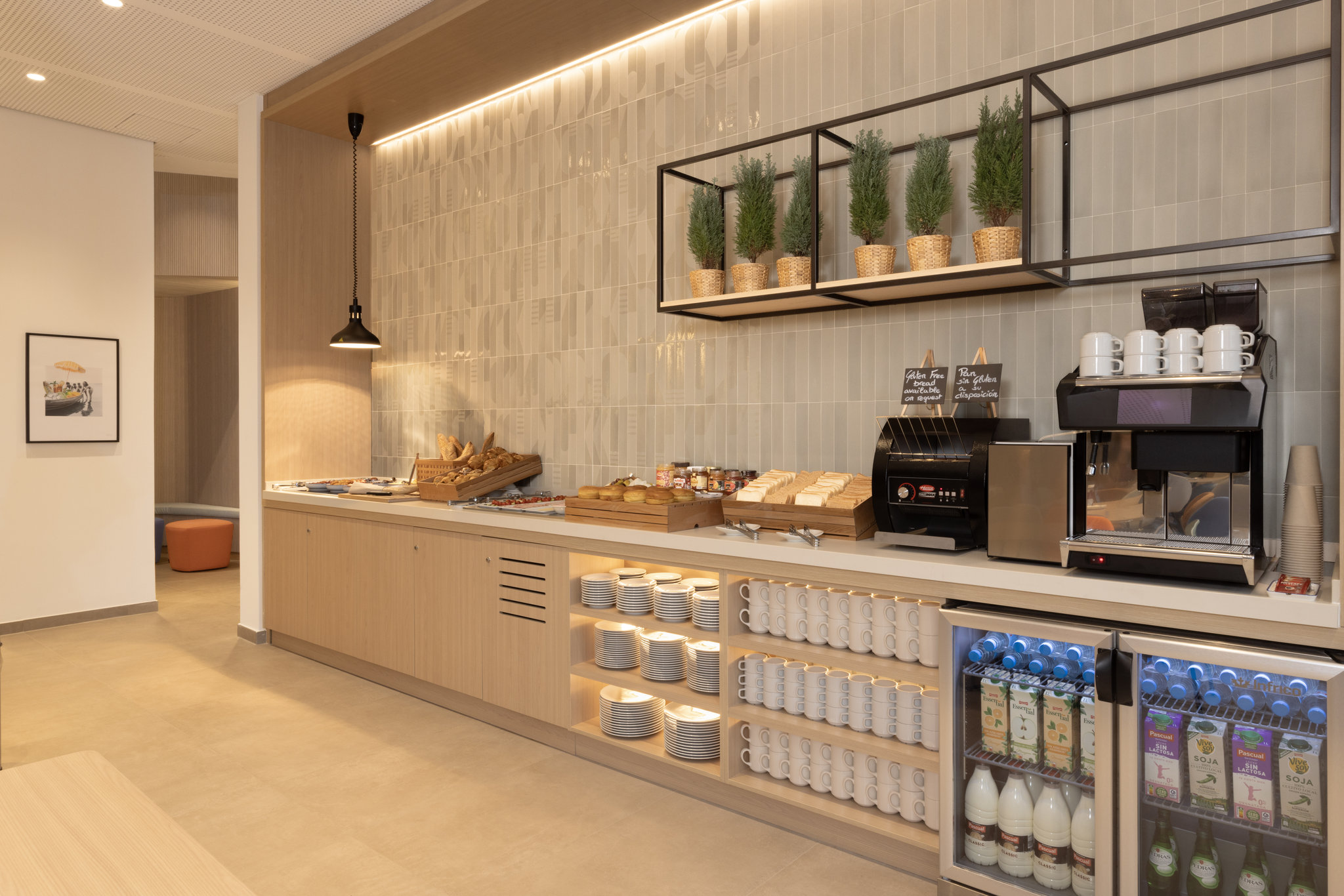 Images Staybridge Suites Malaga by IHG