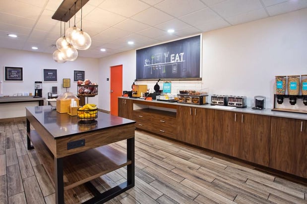 Images Hampton Inn & Suites Tampa East (Casino Area)