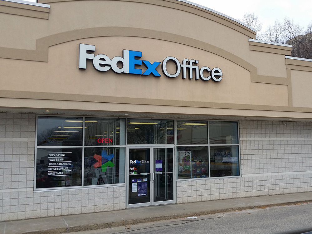 Exterior photo of FedEx Office location at 707 Bridgeport Ave\t Print quickly and easily in the self-service area at the FedEx Office location 707 Bridgeport Ave from email, USB, or the cloud\t FedEx Office Print & Go near 707 Bridgeport Ave\t Shipping boxes and packing services available at FedEx Office 707 Bridgeport Ave\t Get banners, signs, posters and prints at FedEx Office 707 Bridgeport Ave\t Full service printing and packing at FedEx Office 707 Bridgeport Ave\t Drop off FedEx packages near 707 Bridgeport Ave\t FedEx shipping near 707 Bridgeport Ave