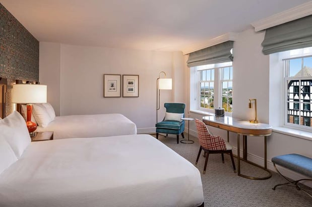 Images The Hotel Roanoke & Conference Center, Curio Collection by Hilton