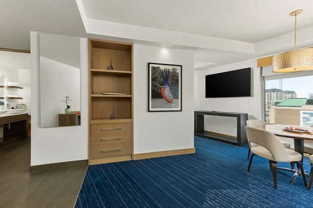 Images The Art Hotel Denver, Curio Collection by Hilton