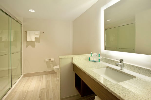 Images Holiday Inn Express & Suites Austin Downtown - University by IHG
