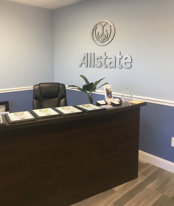 Images Robert LaFleur: Allstate Insurance