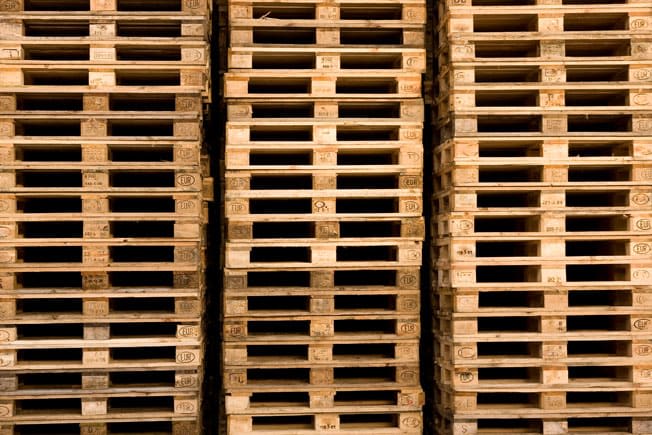 Red Rose Pallets & Case Bolton 01204 361825