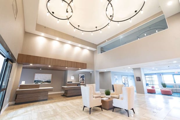Images Hilton Garden Inn Des Moines Airport