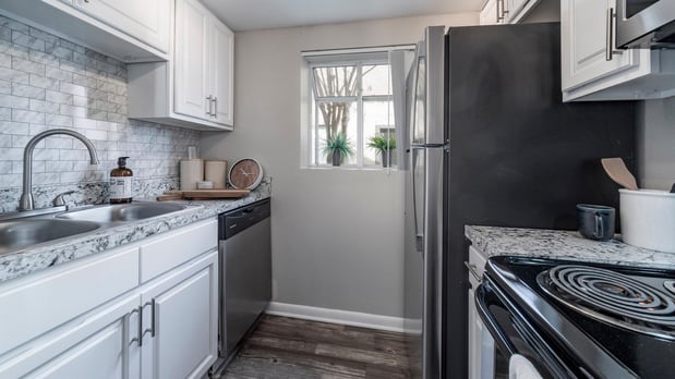 Images Liv at Winter Park Apartment Homes