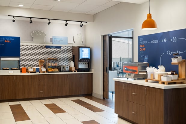 Images Holiday Inn Express & Suites Tampa East - Ybor City by IHG