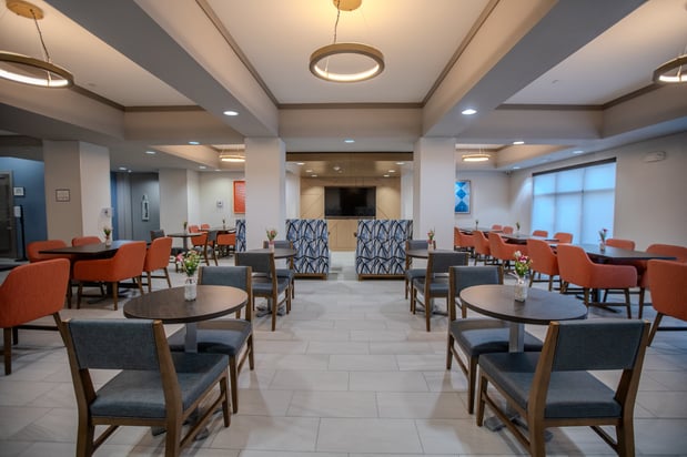 Images Holiday Inn Express & Suites Cleveland by IHG