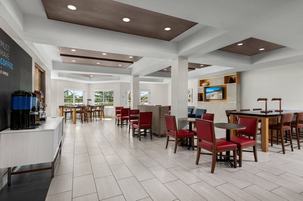 Images Holiday Inn Express & Suites Marina - State Beach Area by IHG