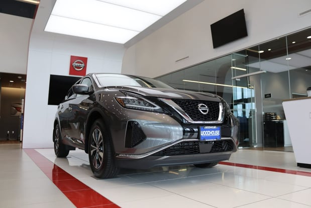 Images Woodhouse Place Nissan