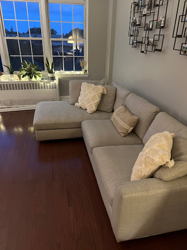 Mod Designs Moving & Furniture specializes in custom furniture designed to match your unique style and needs. Whether you’re furnishing a cozy corner or an entire home, we create personalized pieces that bring your vision to life while maintaining exceptional quality.