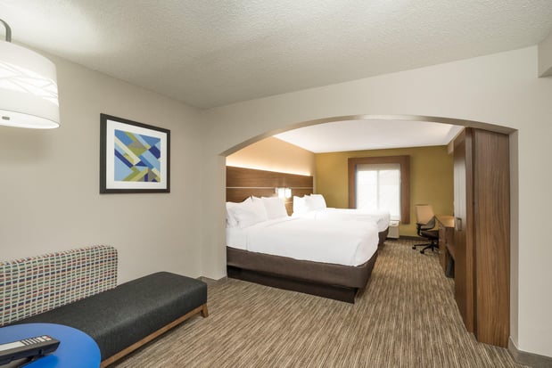 Images Holiday Inn Express & Suites Louisville East by IHG