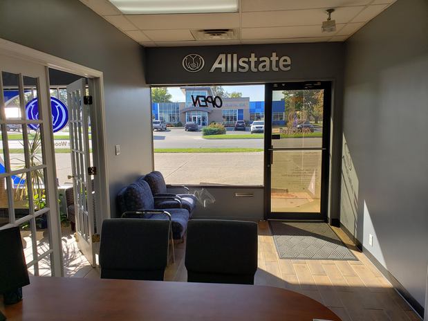 Images Michael Woods: Allstate Insurance