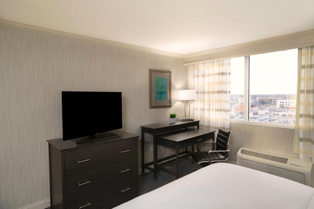 Images Holiday Inn Columbus Dwtn-Capitol Square by IHG