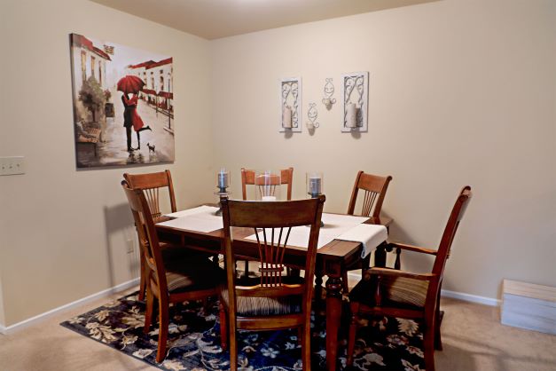 dining room in apartment at partridge hill