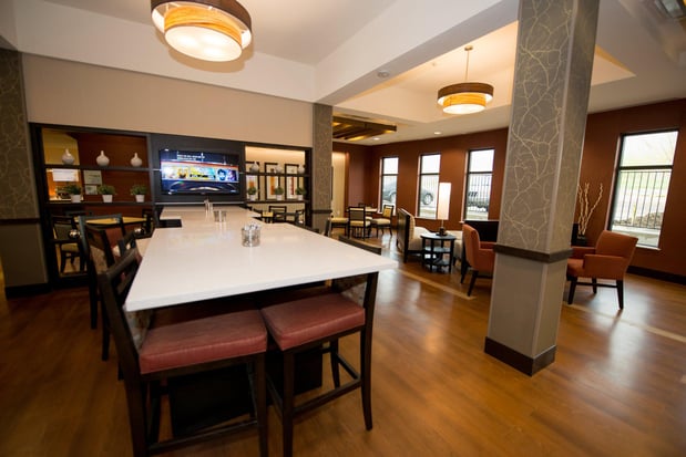 Images Holiday Inn Express & Suites Denver South - Castle Rock by IHG