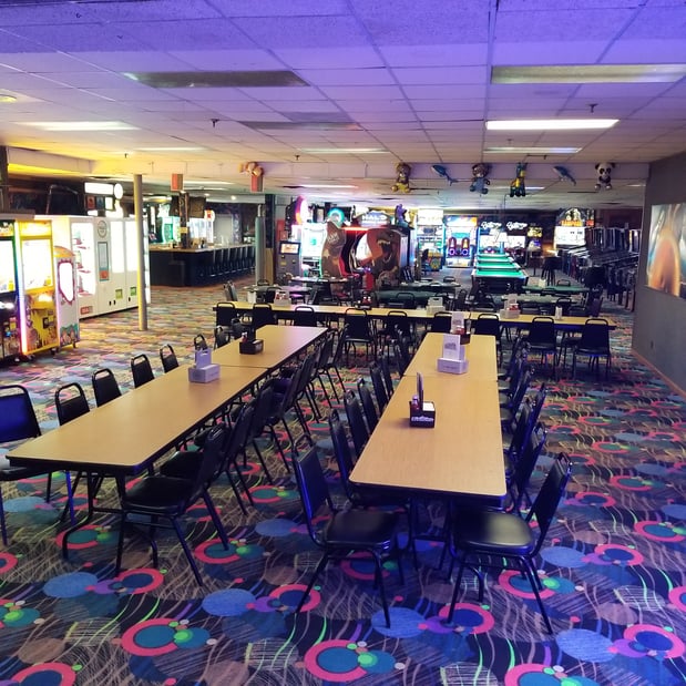 Images Blainbrook Entertainment Center
