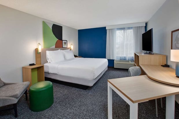 Images Spark by Hilton Walker Grand Rapids North