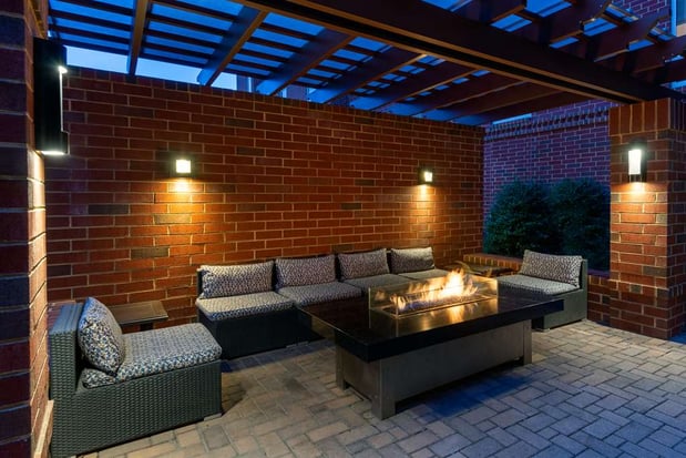 Images Hampton Inn & Suites Charlottesville-At The University