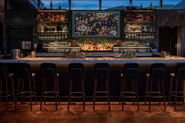 Images Lookout Bar Avon