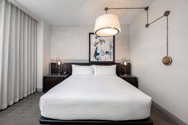 Images Hotel Fort Des Moines, Curio Collection by Hilton