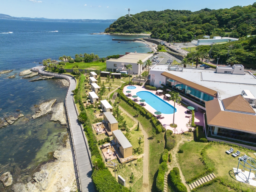 東京湾の絶景と贅沢な時間が楽しめるグランピング＆ホテルでリゾート