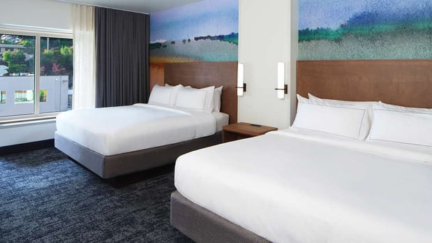 Images River's Edge Hotel Portland, Tapestry Collection by Hilton
