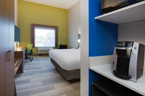 Images Holiday Inn Express & Suites Tampa-Fairgrounds-Casino by IHG