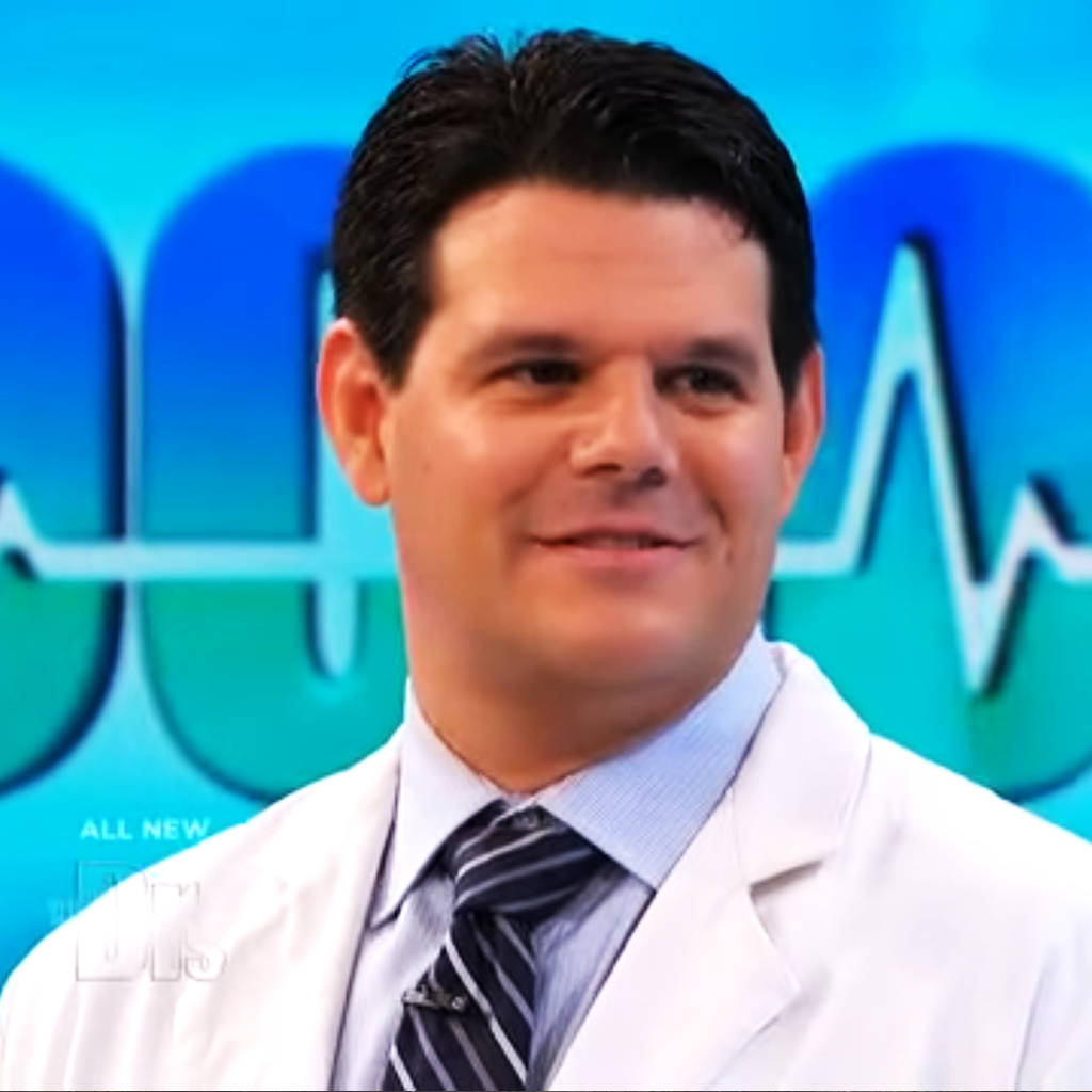 Dr. Bassin has been featured on The Doctors, as well as numerous other media outlets, to share his extensive knowledge surrounding minimally invasive cosmetic procedures, including the LazerLift®.