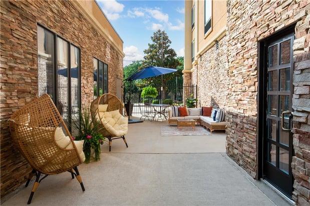 Images Hampton Inn & Suites Dallas-Arlington North-Entertainment District