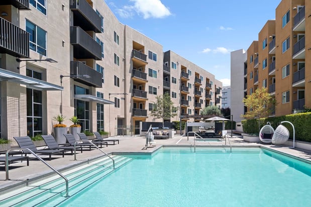 Images Camden Glendale Apartments