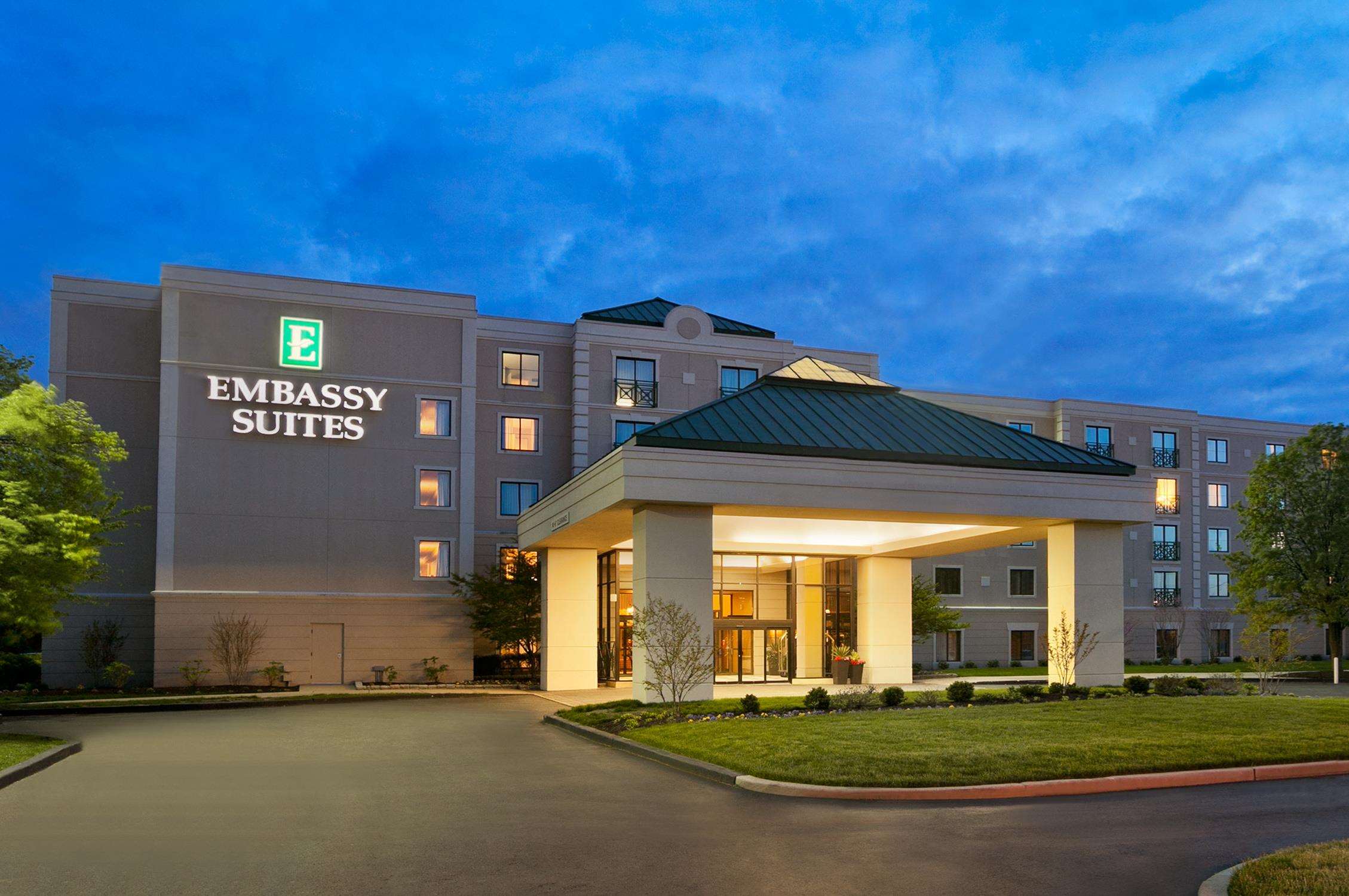 Embassy Suites by Hilton Philadelphia Airport Photo