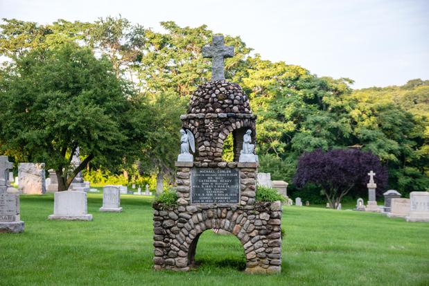 Images Mount St Peters Cemetery