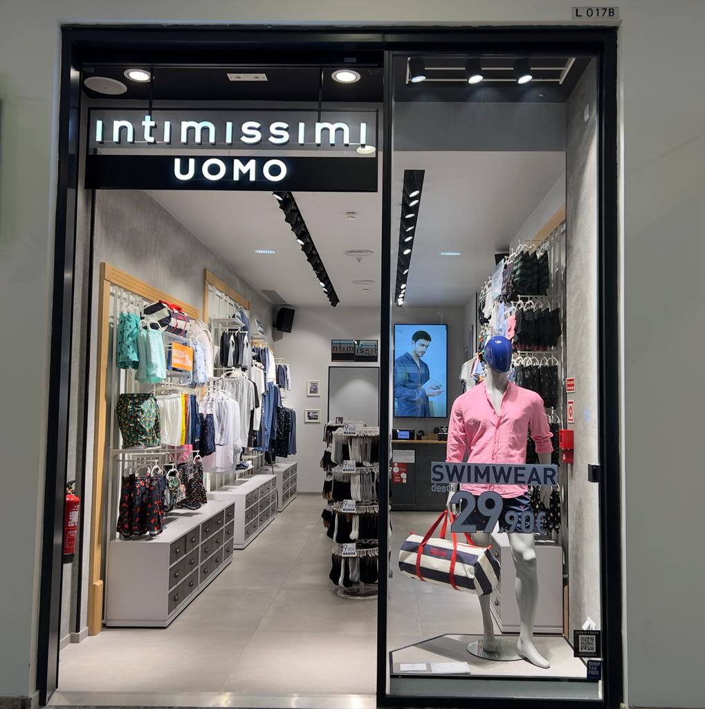 Intimissimi Uomo - Clothing Store - Vila Nova De Gaia - 22 976 8408 Portugal | ShowMeLocal.com