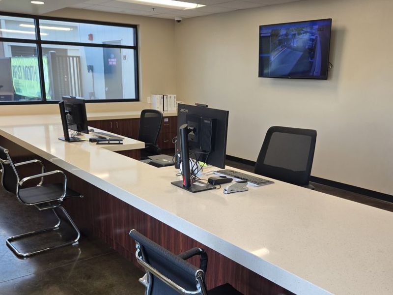 Images Extra Space Storage