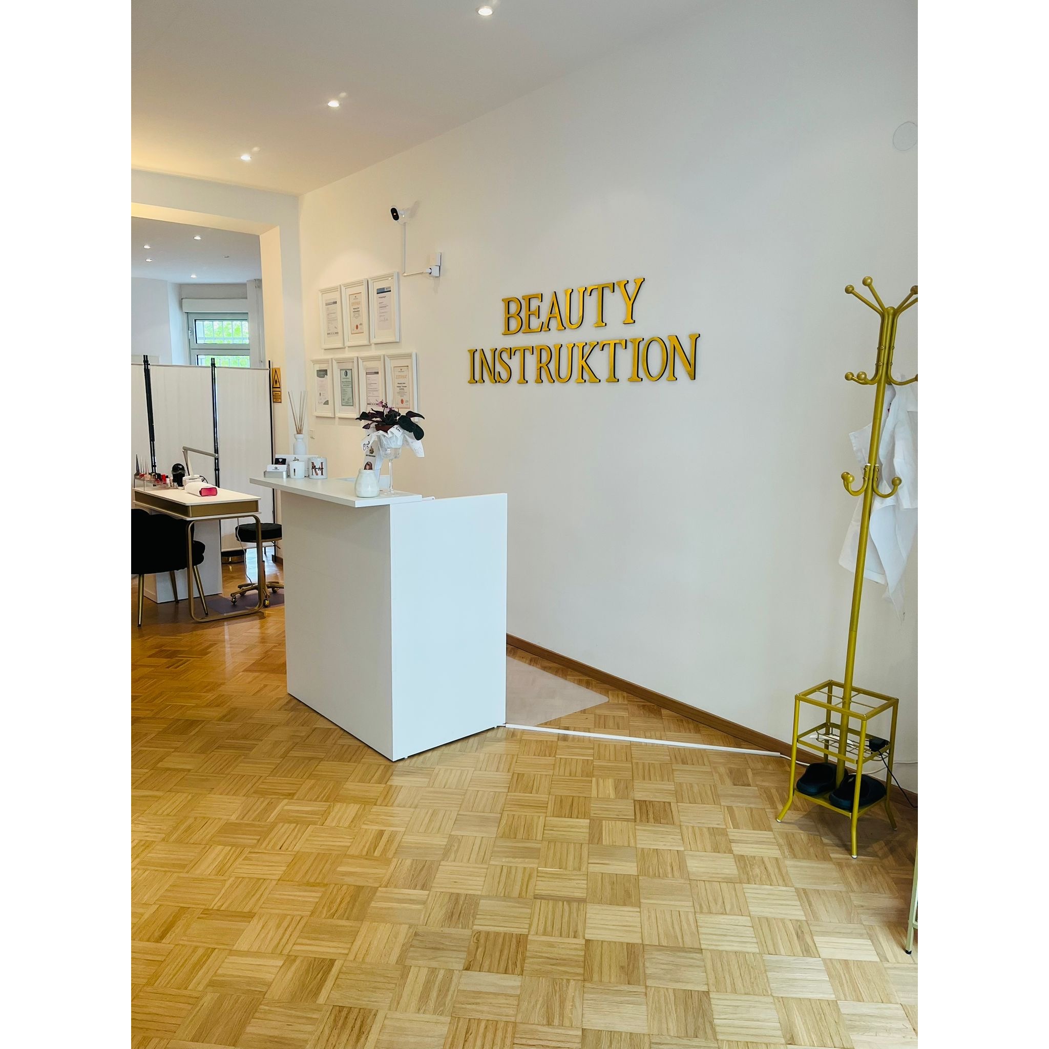 Beauty Instruktion Berlin, Muthesiusstrasse 5 in Berlin
