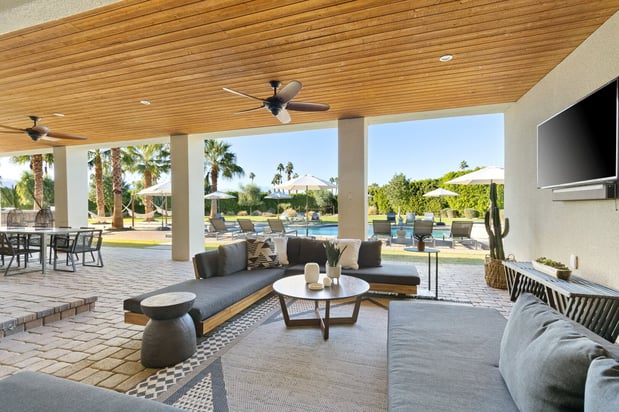 Images TRAVLR Vacation Homes