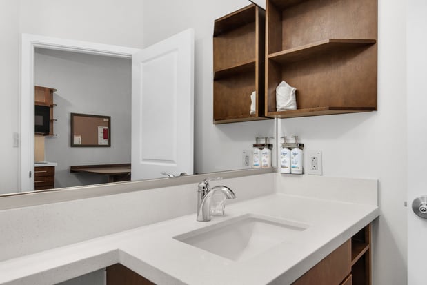 Images Candlewood Suites Pensacola - University Area by IHG