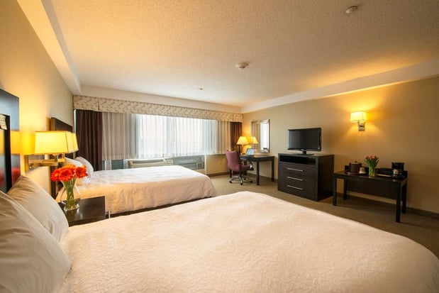 Images Hampton Inn & Suites Boston Crosstown Center