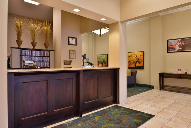 Images Candlewood Suites Terre Haute by IHG