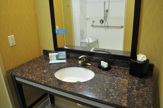 Images Hampton Inn & Suites Toledo/Westgate