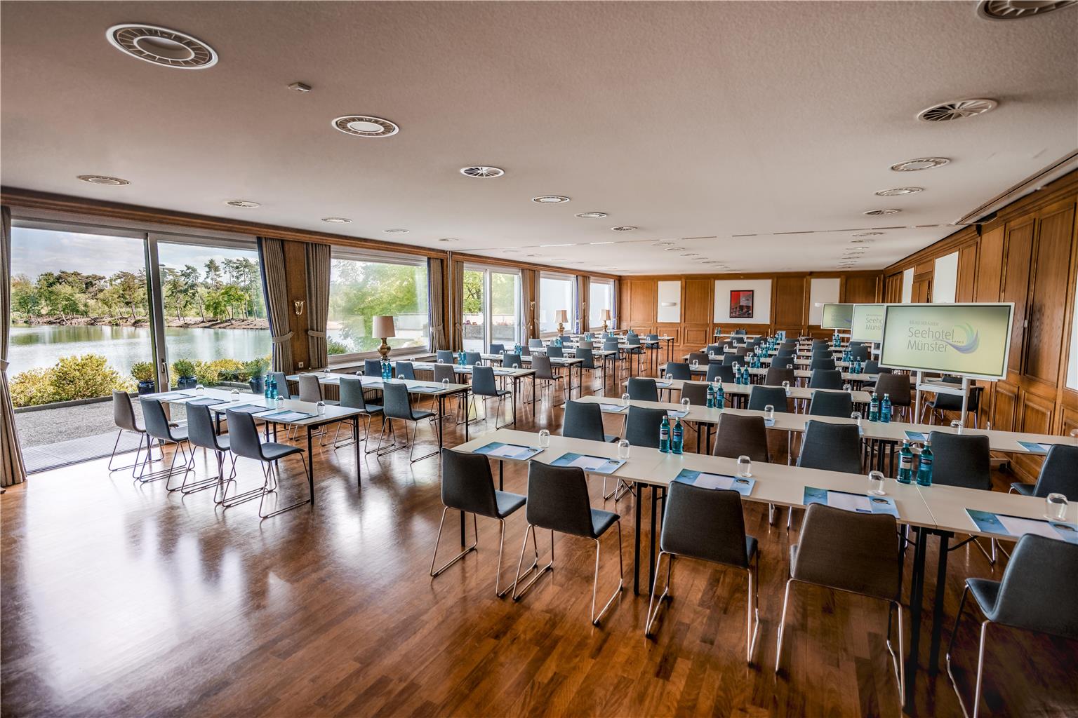 Best Western Premier Seehotel Krautkraemer, Zum Hiltruper See 173 in Muenster