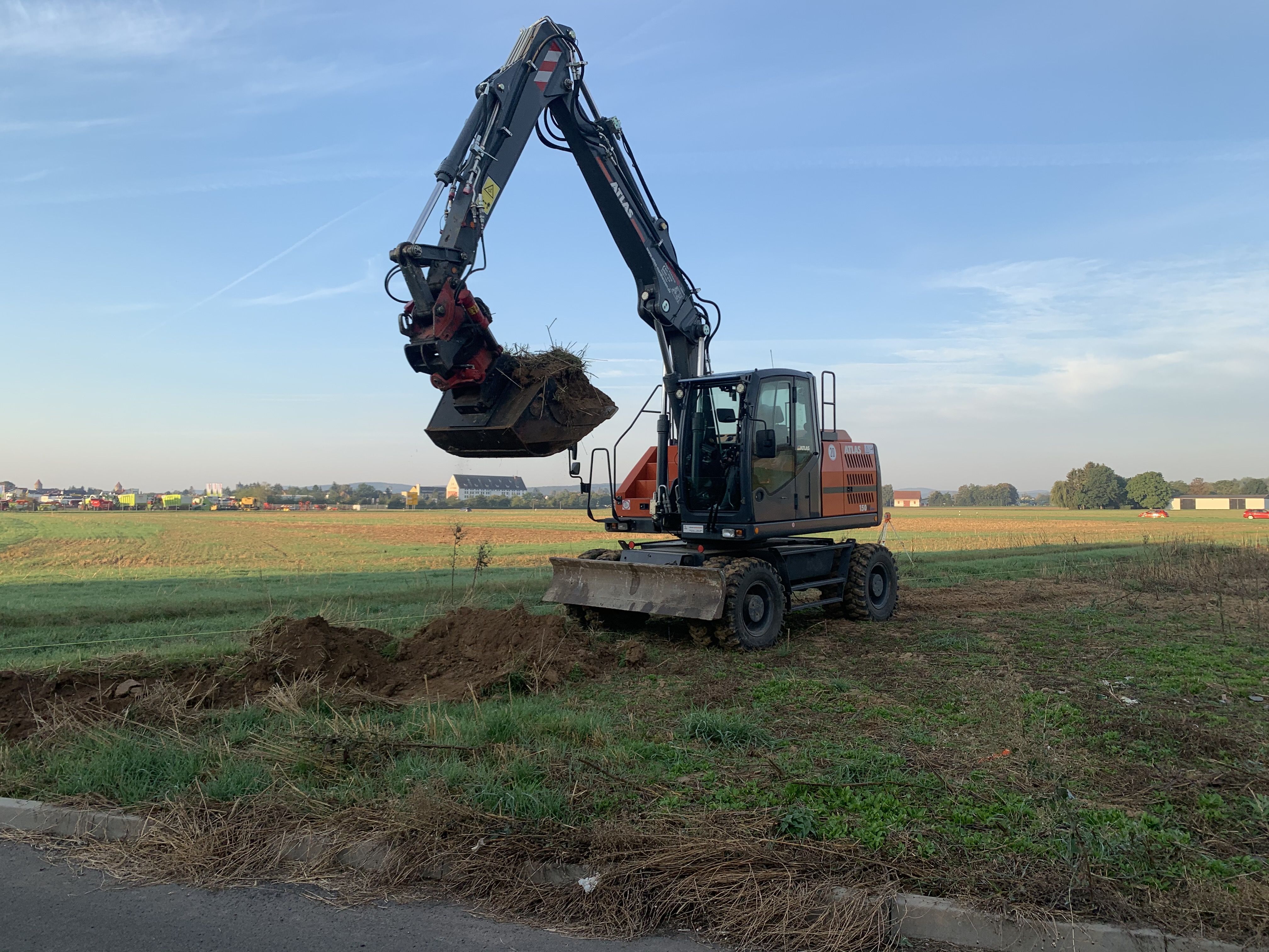 Fuhr- & Baggerbetrieb Konrad, Im Wehrengrund 10 in Fritzlar