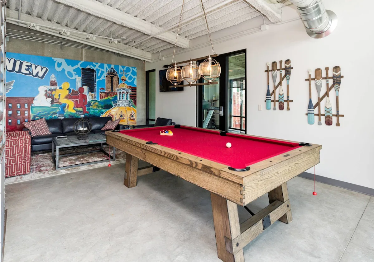 Recreation room with billiard table