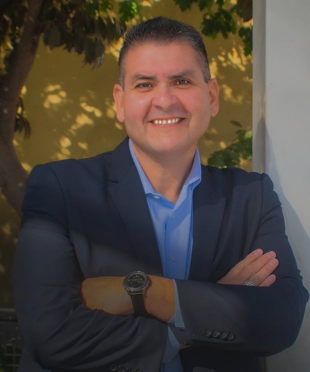 Images Johnny Garza - Garza Group Realty
