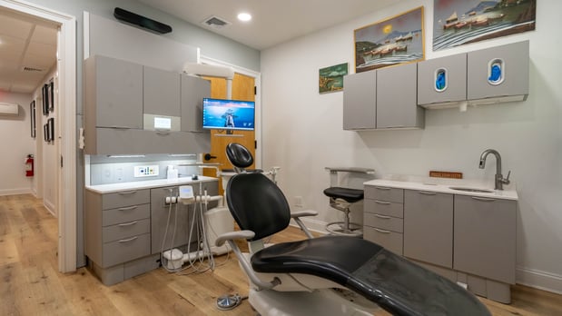 Images Joseph B. Pantaleo, DDS