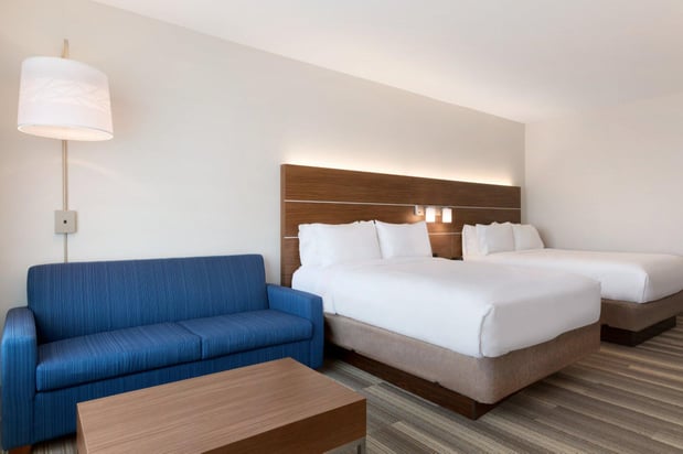 Images Holiday Inn Express & Suites Cincinnati NE - Redbank Road by IHG