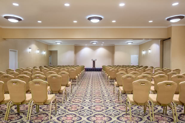 Images Crowne Plaza San Diego - Mission Valley by IHG